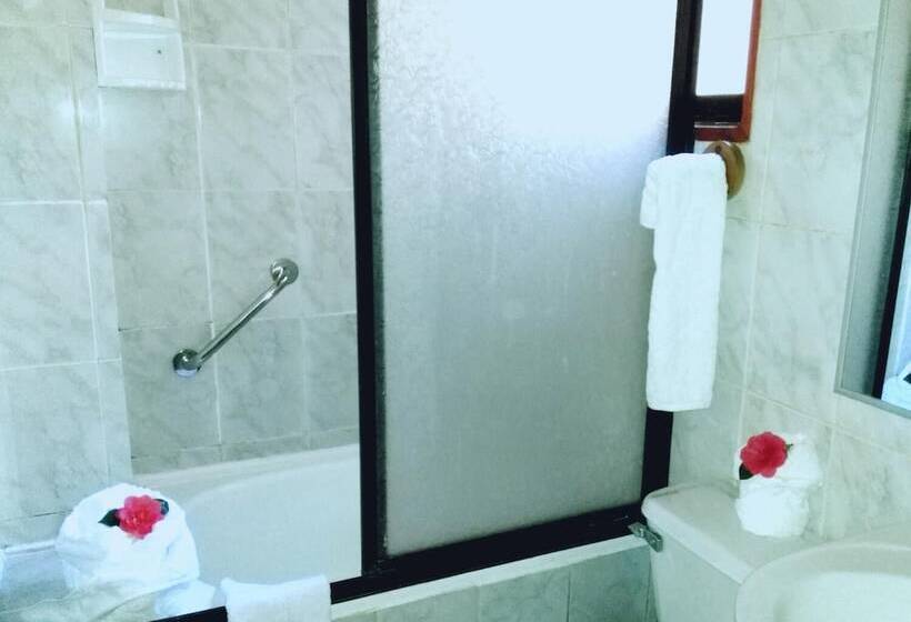 Cabañas Orillas Del Lago