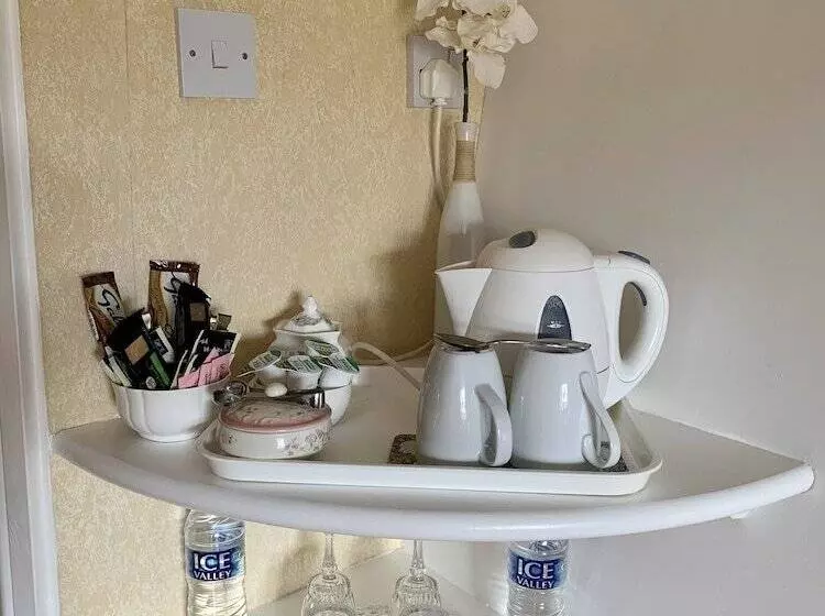 Castleview Bed & Breakfast