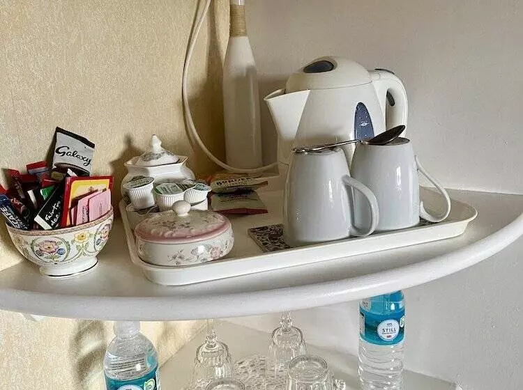 Castleview Bed & Breakfast