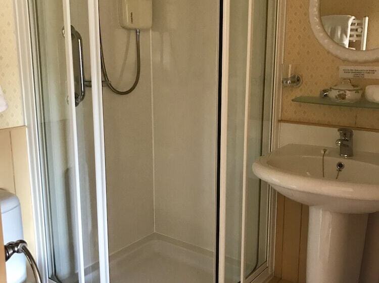 Castleview Bed & Breakfast