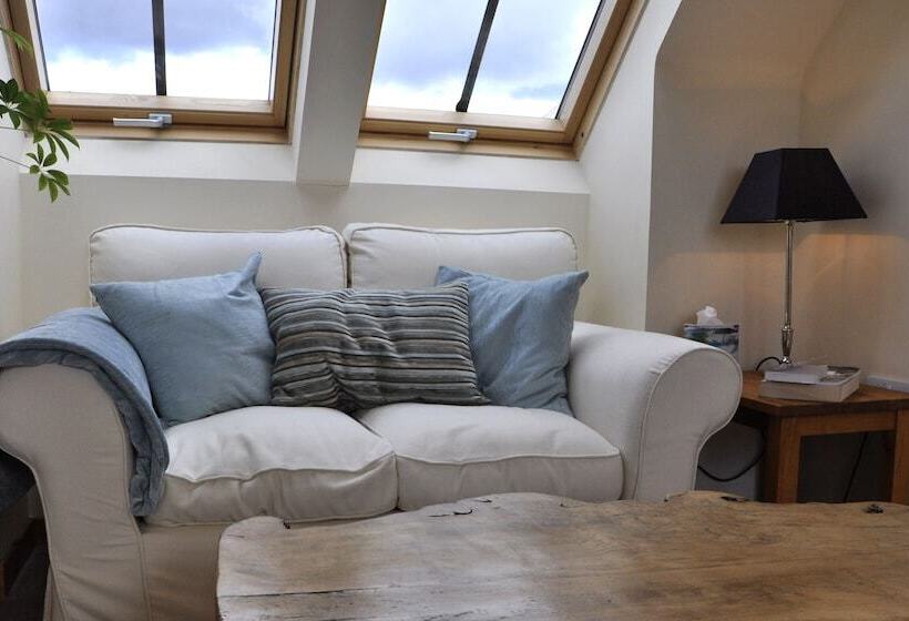 Chapel Of Barras Farm Bed & Breakfast