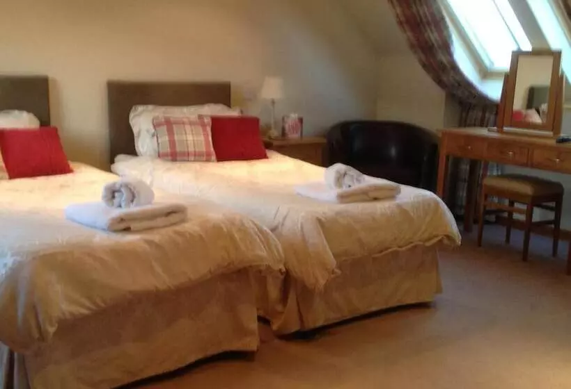 Chapel Of Barras Farm Bed & Breakfast