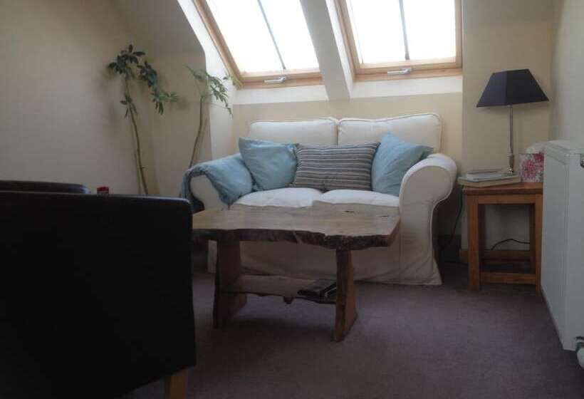 Chapel Of Barras Farm Bed & Breakfast