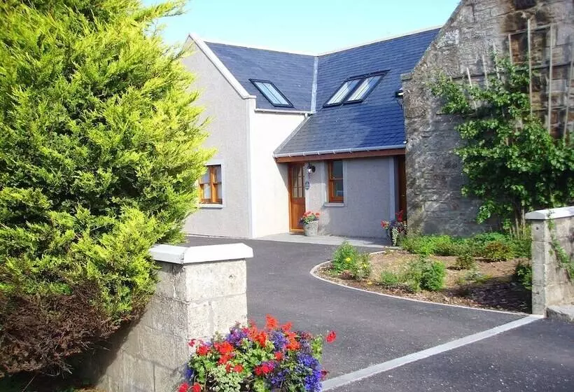 Chapel Of Barras Farm Bed & Breakfast