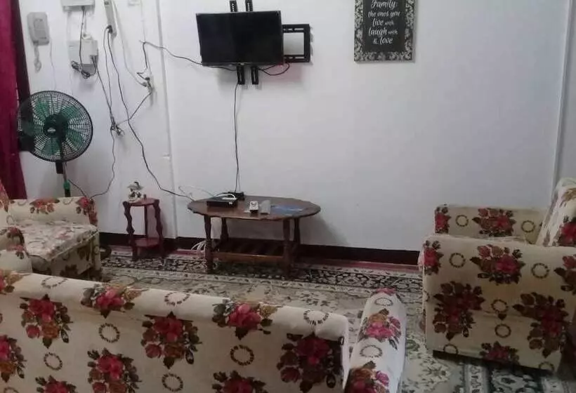 Hostal Los Primos Hostel
