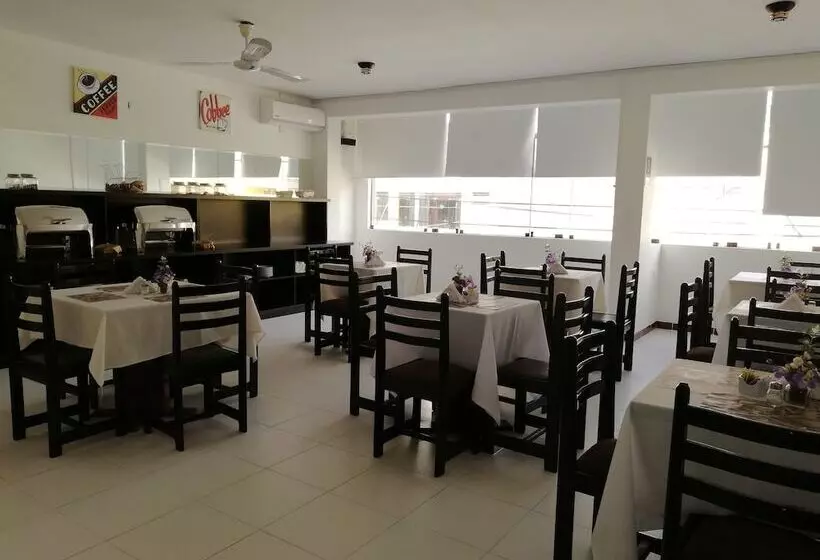 Hostal Piura