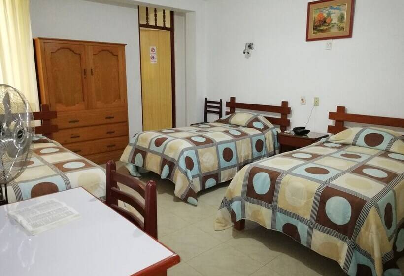 Hostal Piura