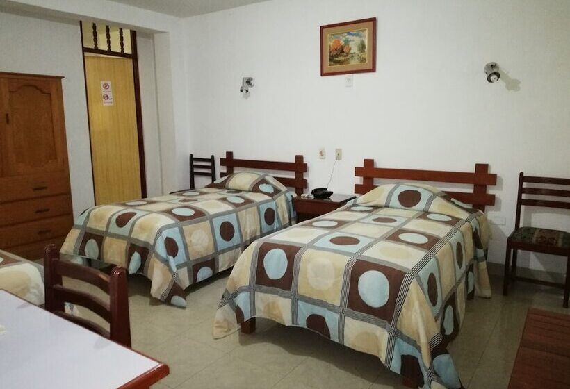 Hostal Piura