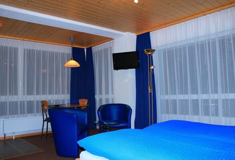 בית מלון כפרי Alpha