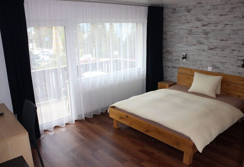 בית מלון כפרי Alpha