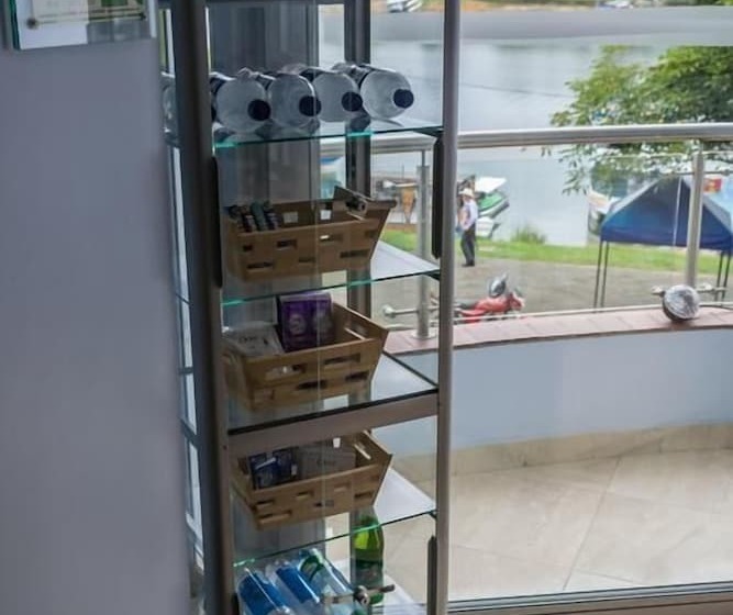 Hotel Brisas De Guatape