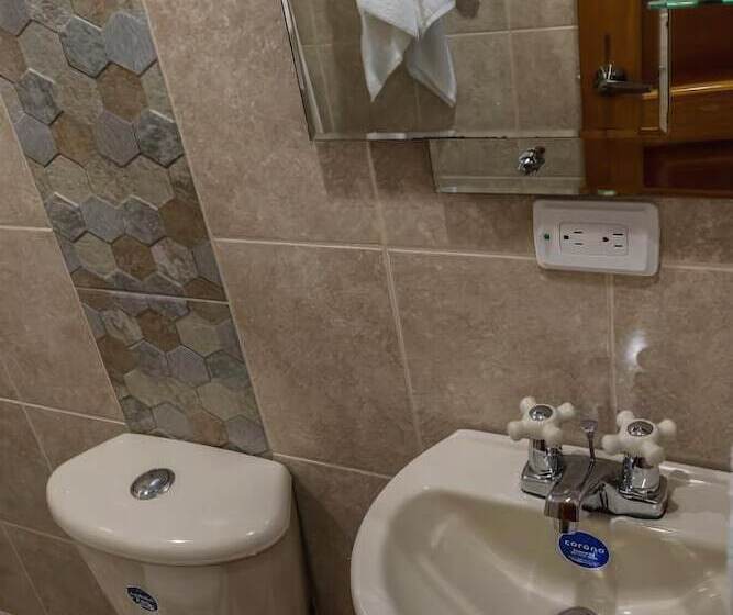 Hotel Brisas De Guatape