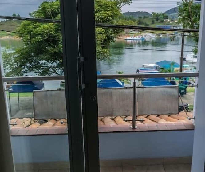 Hotel Brisas De Guatape