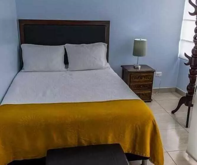 ホテル Brisas De Guatape