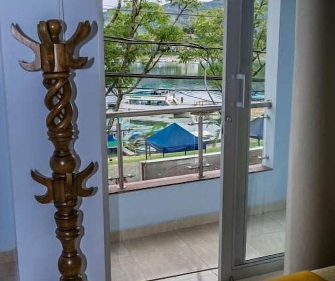 Hotel Brisas De Guatape