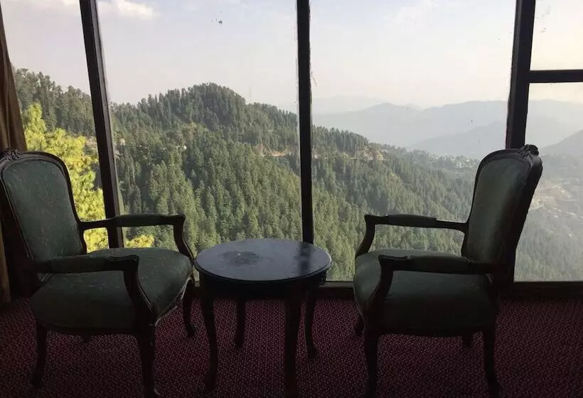 هتل Daisy Dot Murree