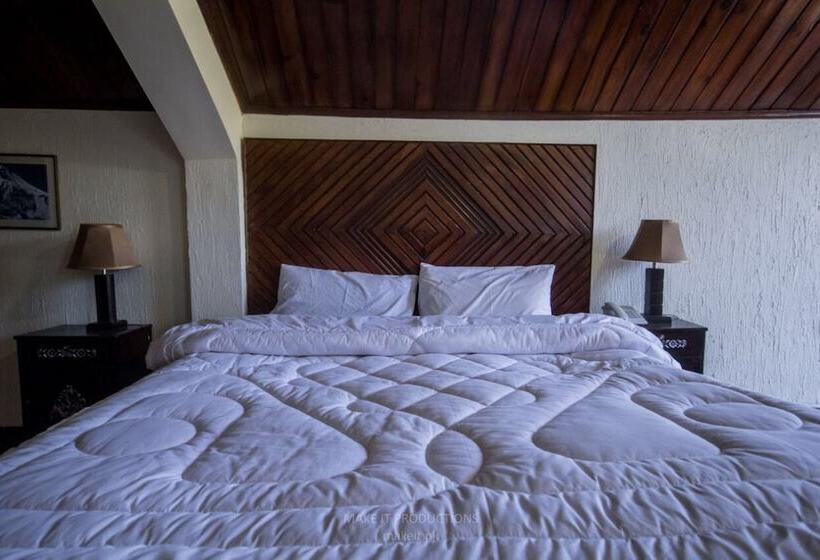 هتل Daisy Dot Murree