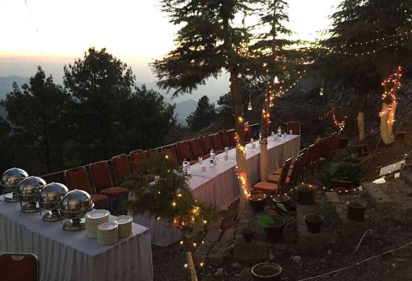 هتل Daisy Dot Murree