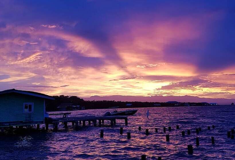 Karma On The Water Hostel