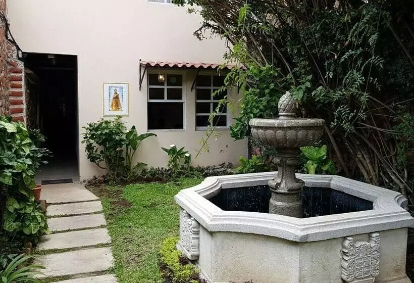 پانسیون Koi Rejuvenece Spa