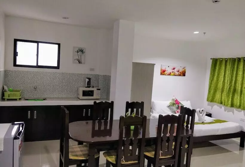 ペンション Spacious Private Apartment At Laorenza Residences