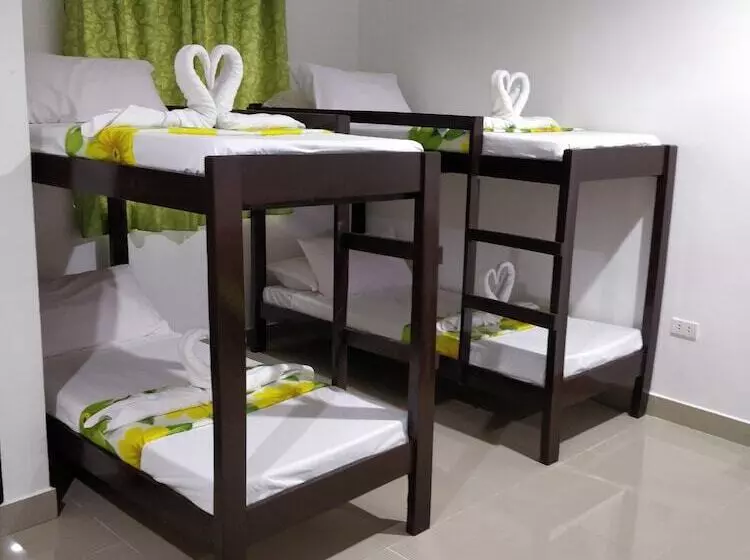 ペンション Spacious Private Apartment At Laorenza Residences