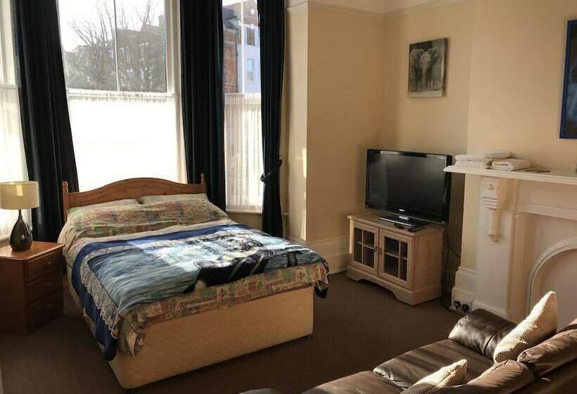 膳宿费 Sunny Lodge Guest House