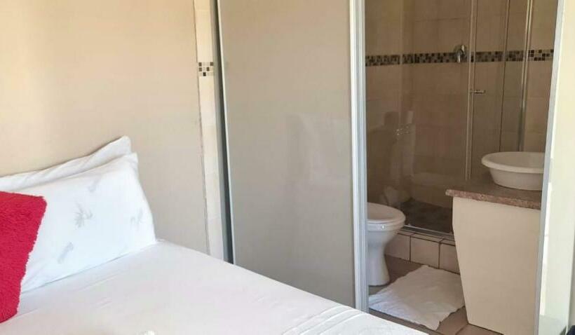 Sharodin Bed And Breakfast