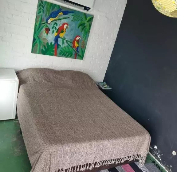 هاستل Guest House Ilhabela Cocaia
