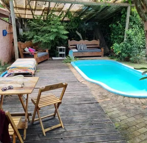 هاستل Guest House Ilhabela Cocaia