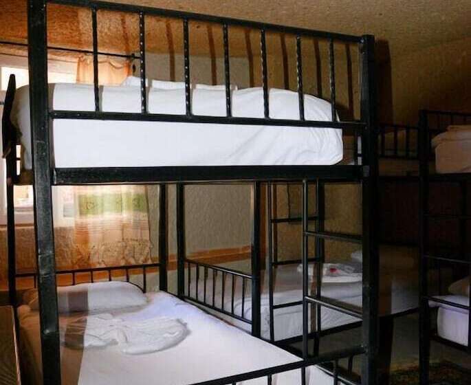 Ali S Guest House   Hostel