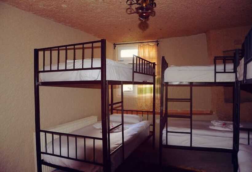 Ali S Guest House   Hostel