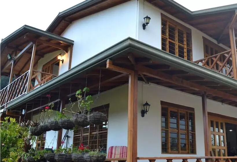 Antioquia Viva Hostel