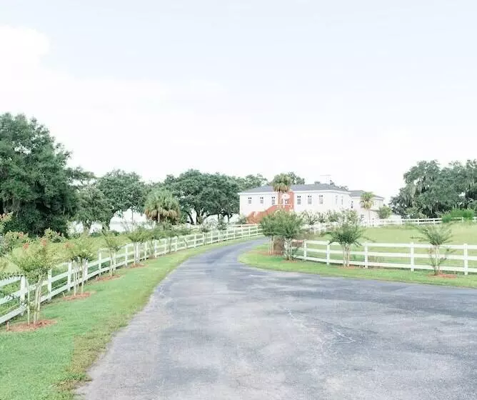 Aamiaismajoitus (B&B) Capernaum Lakeside Lodge