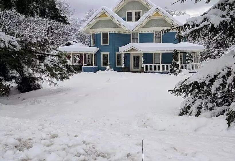 Aamiaismajoitus (B&B) Meadowood Inn