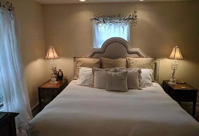 Aamiaismajoitus (B&B) Meadowood Inn