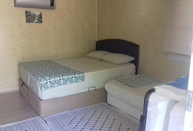 مبيت وإفطار Mini Bufe Pansiyon