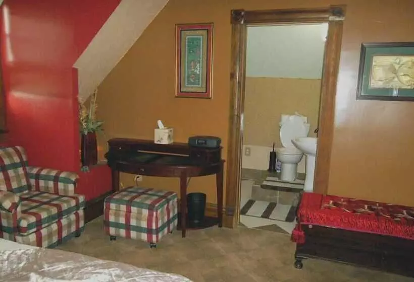 Aamiaismajoitus (B&B) Colonial House On Main