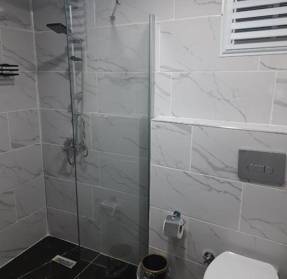 Ephesian Hotel & Guesthouse