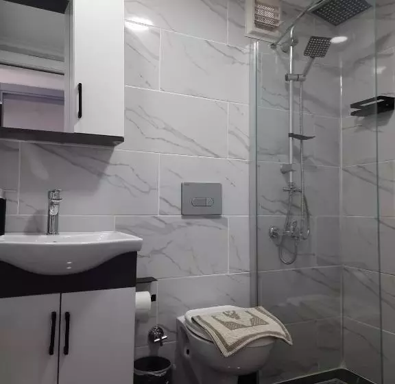 Ephesian Hotel & Guesthouse