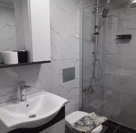 Ephesian Hotel & Guesthouse