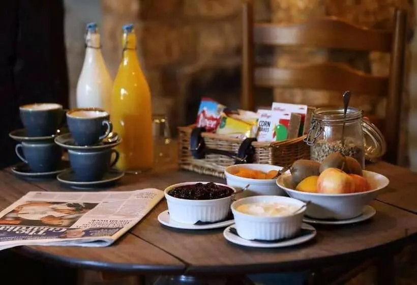 簡易ホテル Horse & Groom Upper Oddington