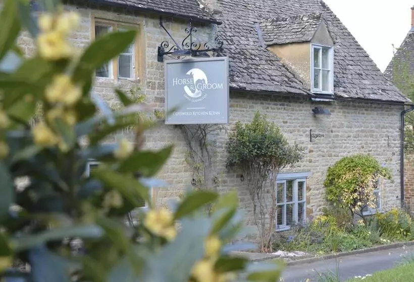 簡易ホテル Horse & Groom Upper Oddington