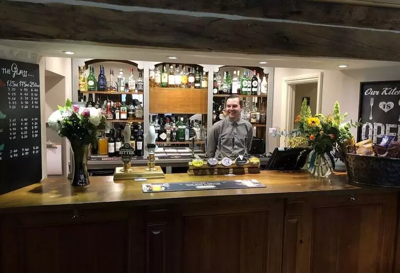 簡易ホテル Horse & Groom Upper Oddington