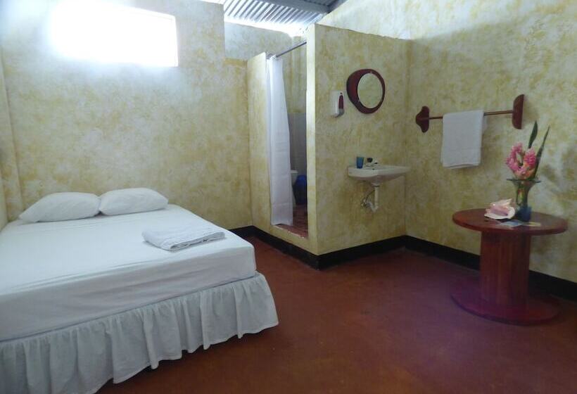 Hostal Surfing Donkey At The Lake Hostel