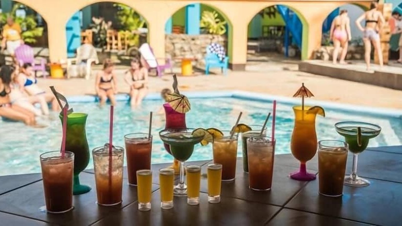 Hostal Surfing Donkey At The Lake Hostel