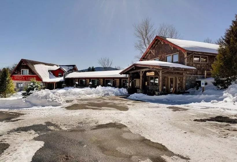 Hotelli Adirondack Spruce Lodge