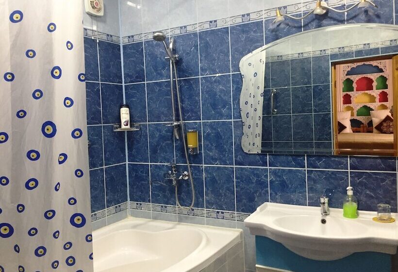 هتل Amelia Boutique