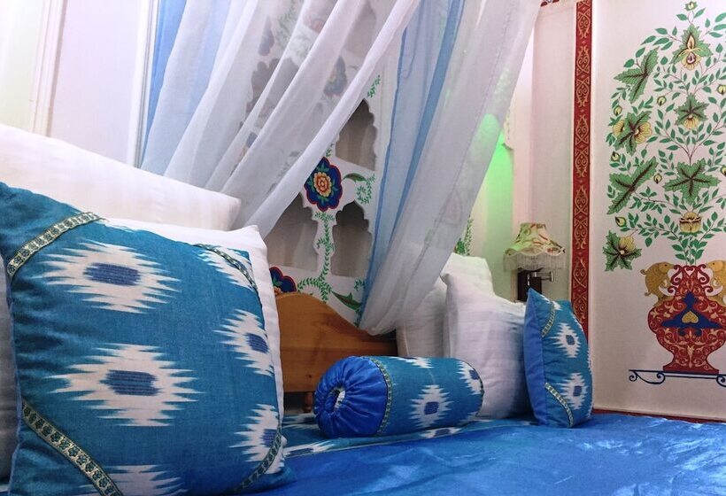 هتل Amelia Boutique