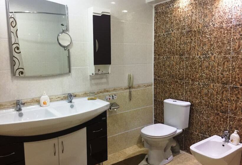 هتل Amelia Boutique